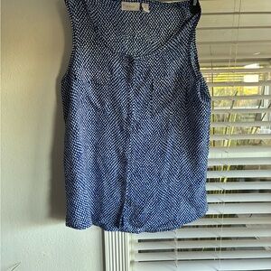 Chico's Navy and White Printed Scoop Neck Cami 2 pockets in front